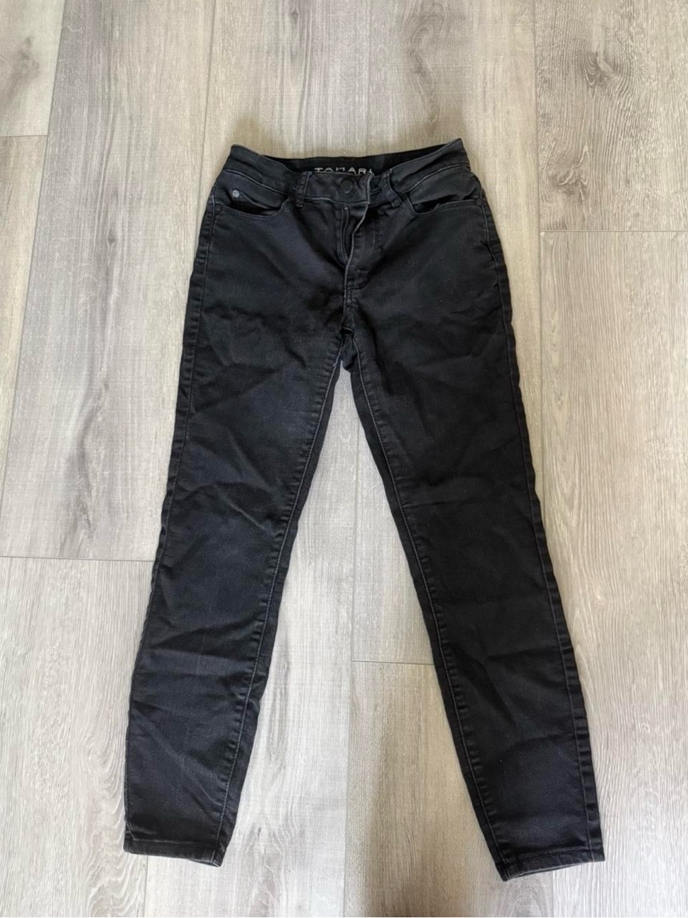 Tahari Black Skinny Jeans for Women